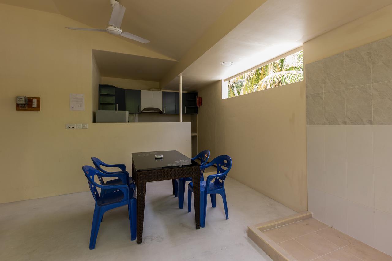 Surf Trip Maldives Thulusdhoo Exterior photo