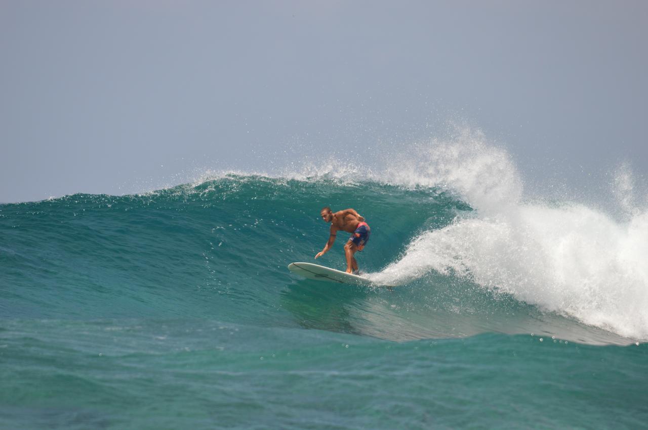 Surf Trip Maldives Thulusdhoo Exterior photo