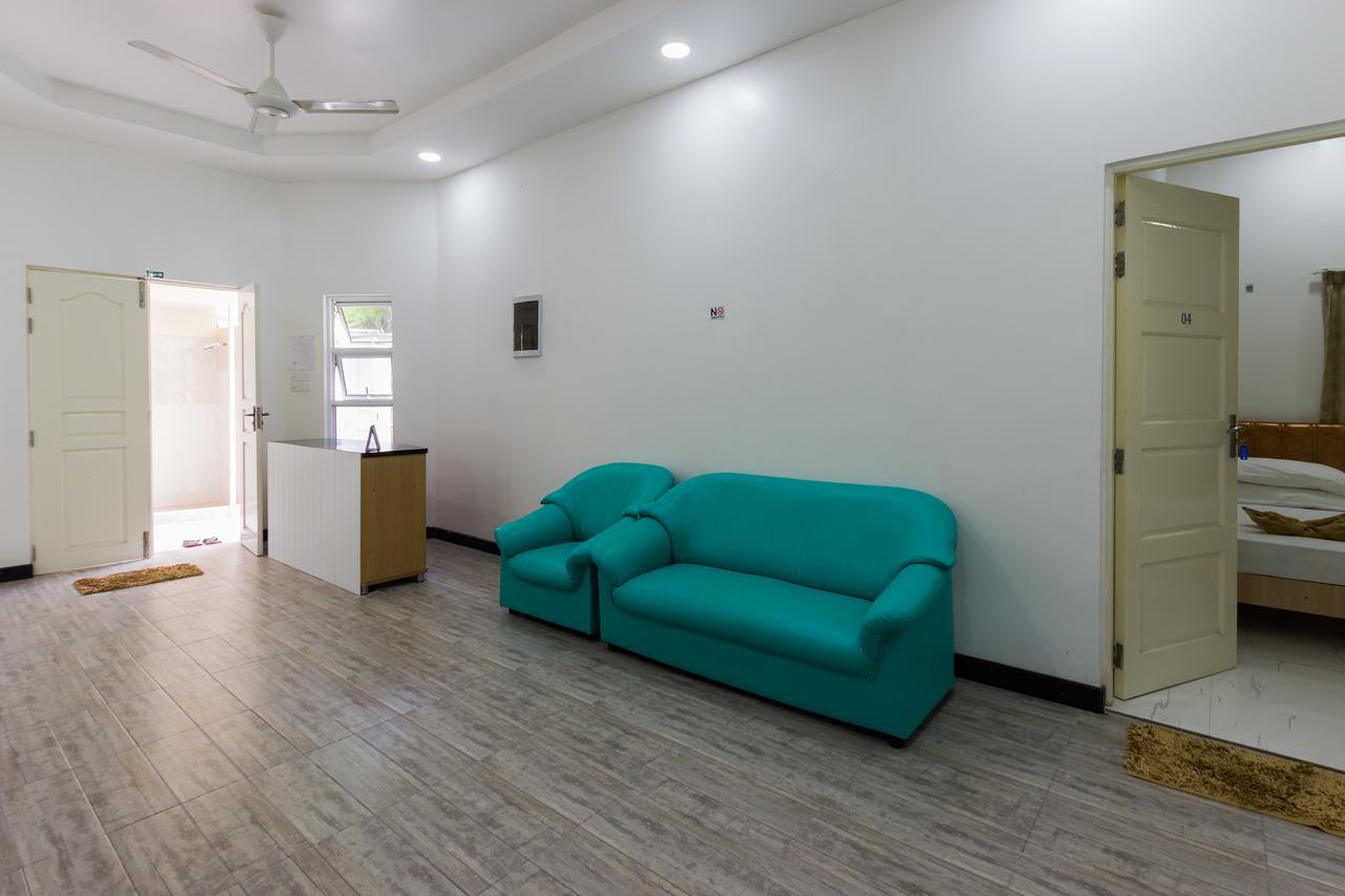 Surf Trip Maldives Thulusdhoo Exterior photo